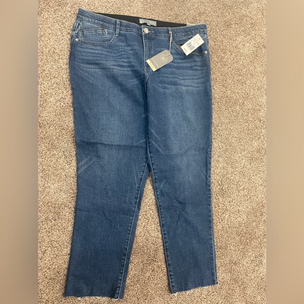NWT Wit and Wisdom absolution ankle skimmer with raw hem jeans
